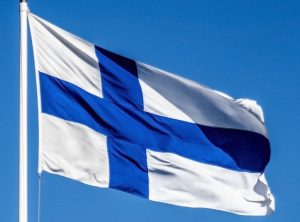 Suomen lippu tangossa